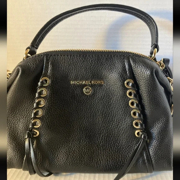 Michael Kors Sia Small Double Zip Crossbody Black Leather Handbag - Picture 4 of 11